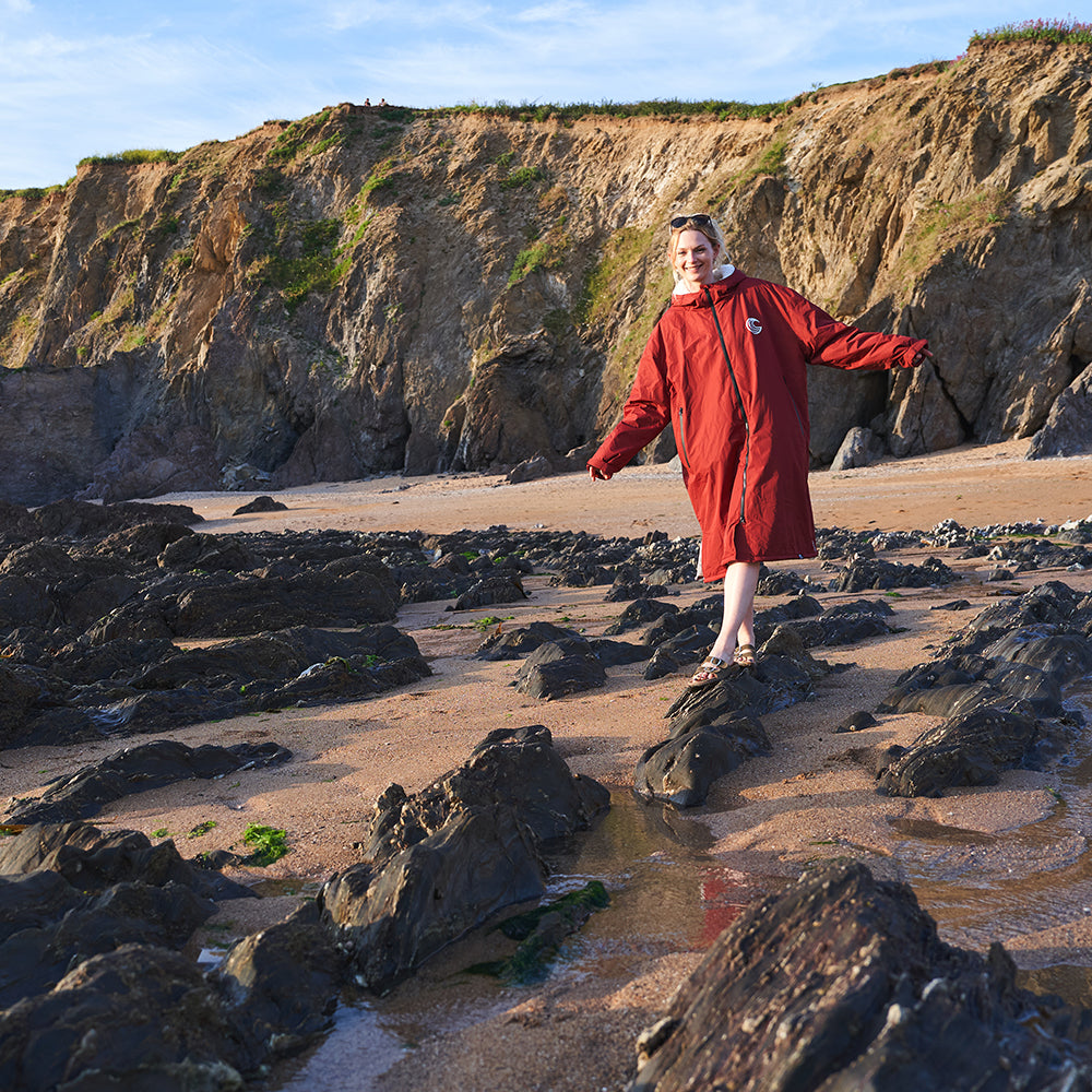 Samphire - Weatherproof Long Sleeve Changing Robe (Deep Red)